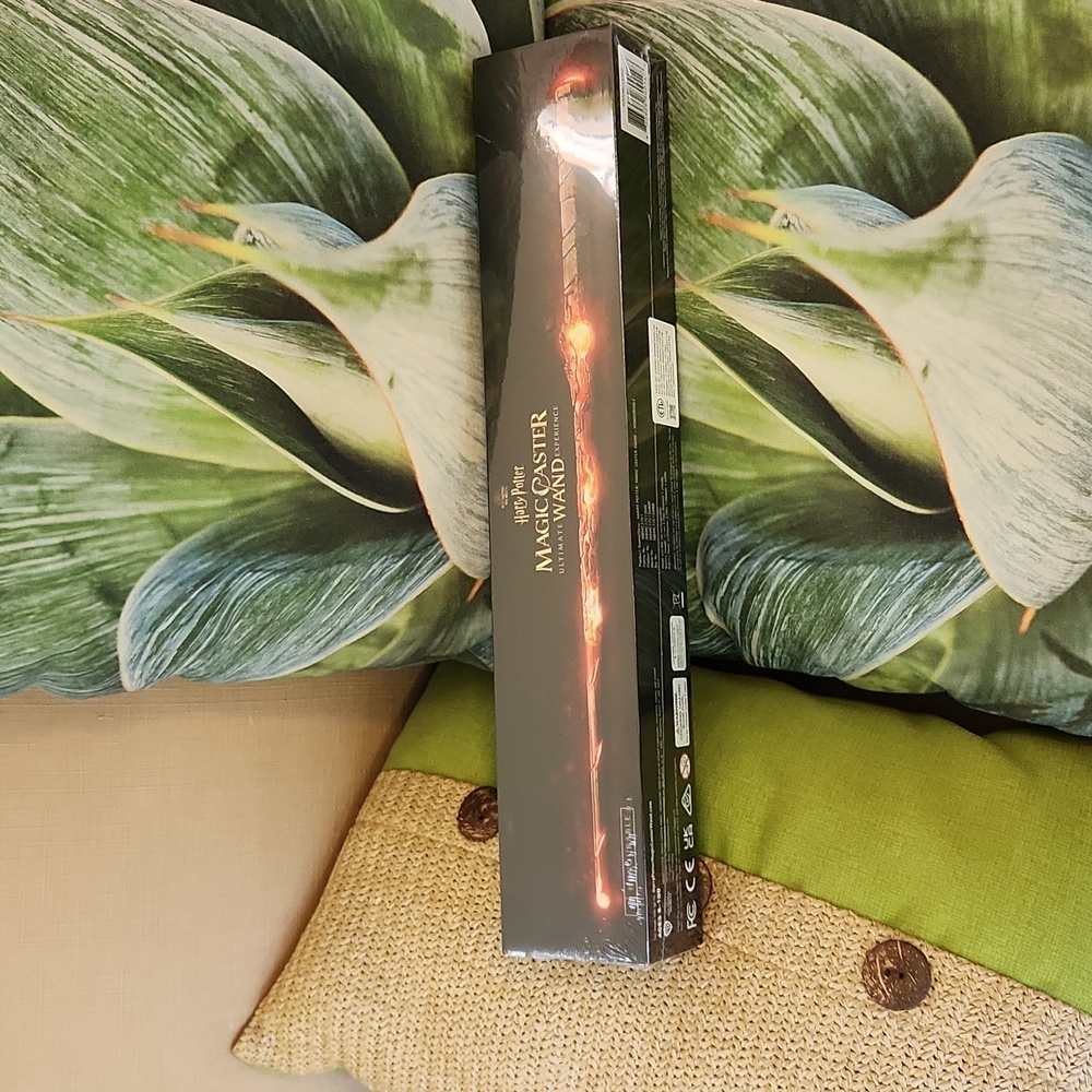 NEW Harry Potter Magic Caster Wand - Picture 2 of 10